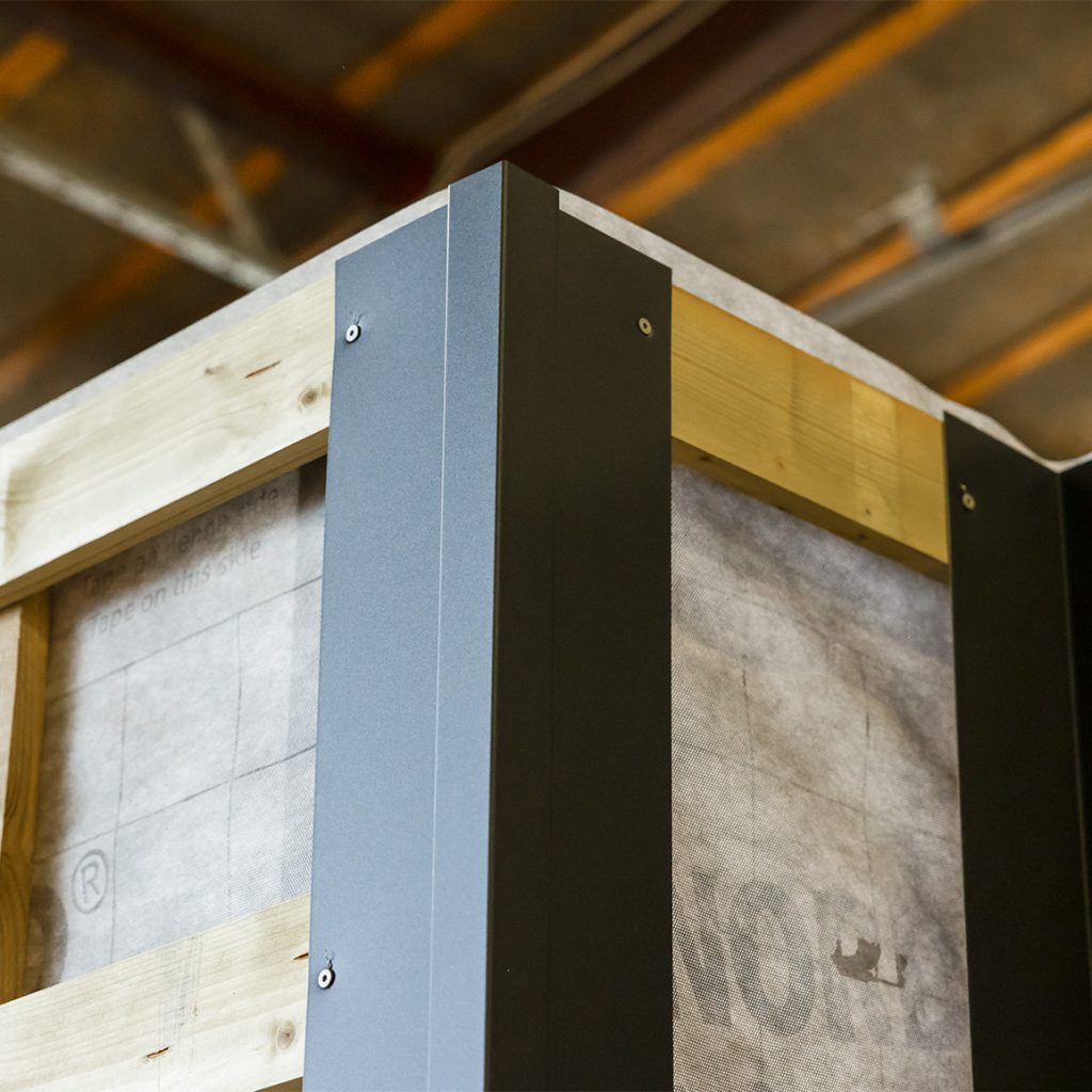 Bild 2 von 3 in der Anschlussbleche Galerie