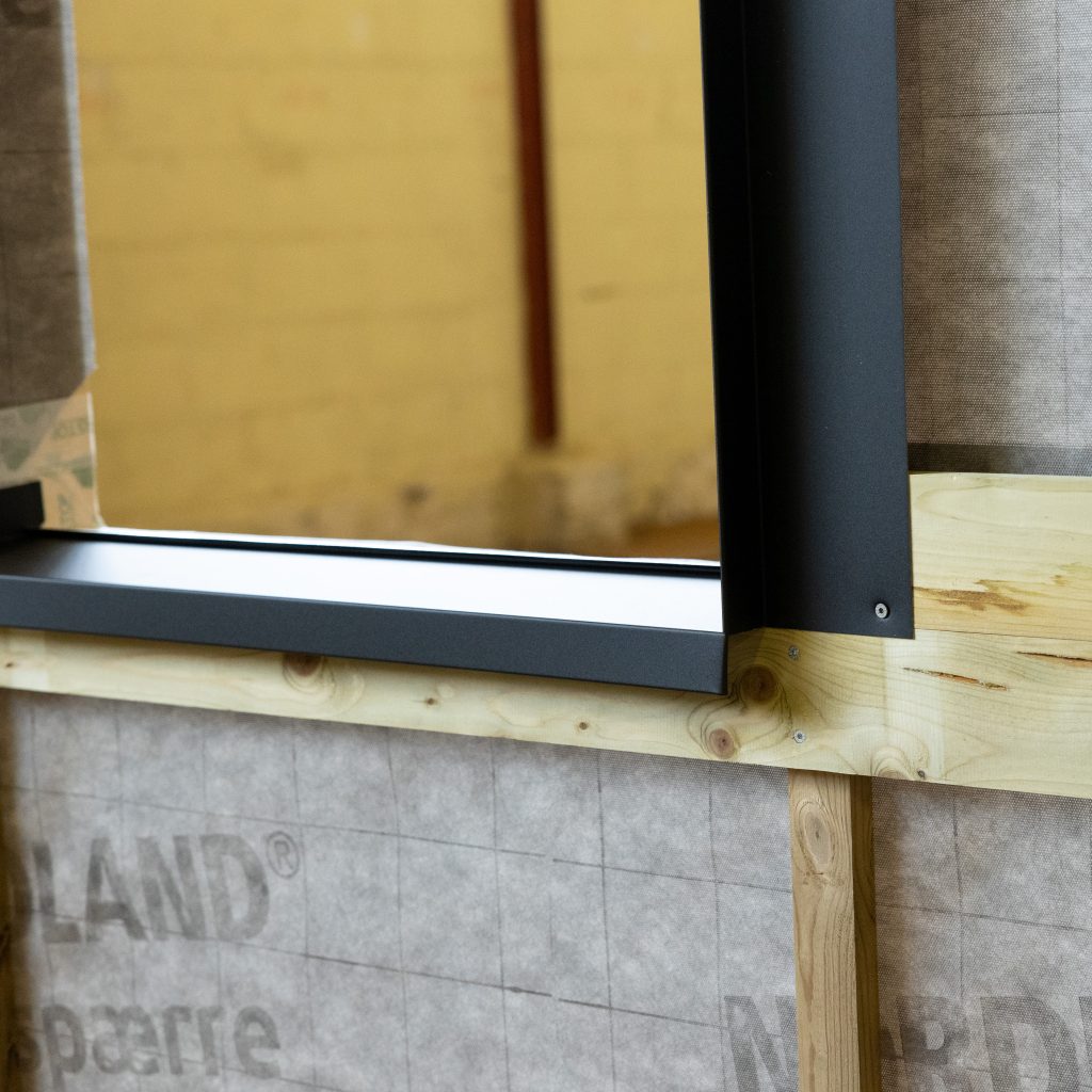 Bild 2 von 3 in der Anschlussbleche Galerie