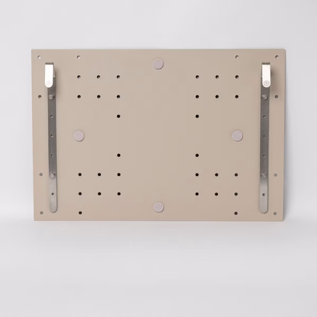 Image 2 de 8 dans la galerie EMBRACE | Nell TV-Mount